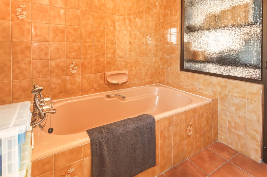 2 Bedroom Property for Sale in Strand North Western Cape